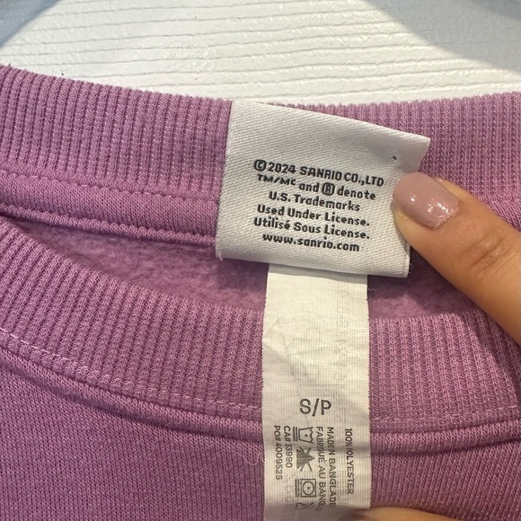 ⚡️2/$25⚡️Official Kawaii Sanrio Kuromi Purple Crewneck Sweater Size S | Anime - Picture 4 of 6